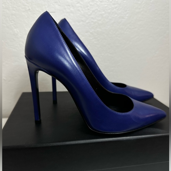 YSL Bleu Roy Pump Heels - Picture 2 of 9
